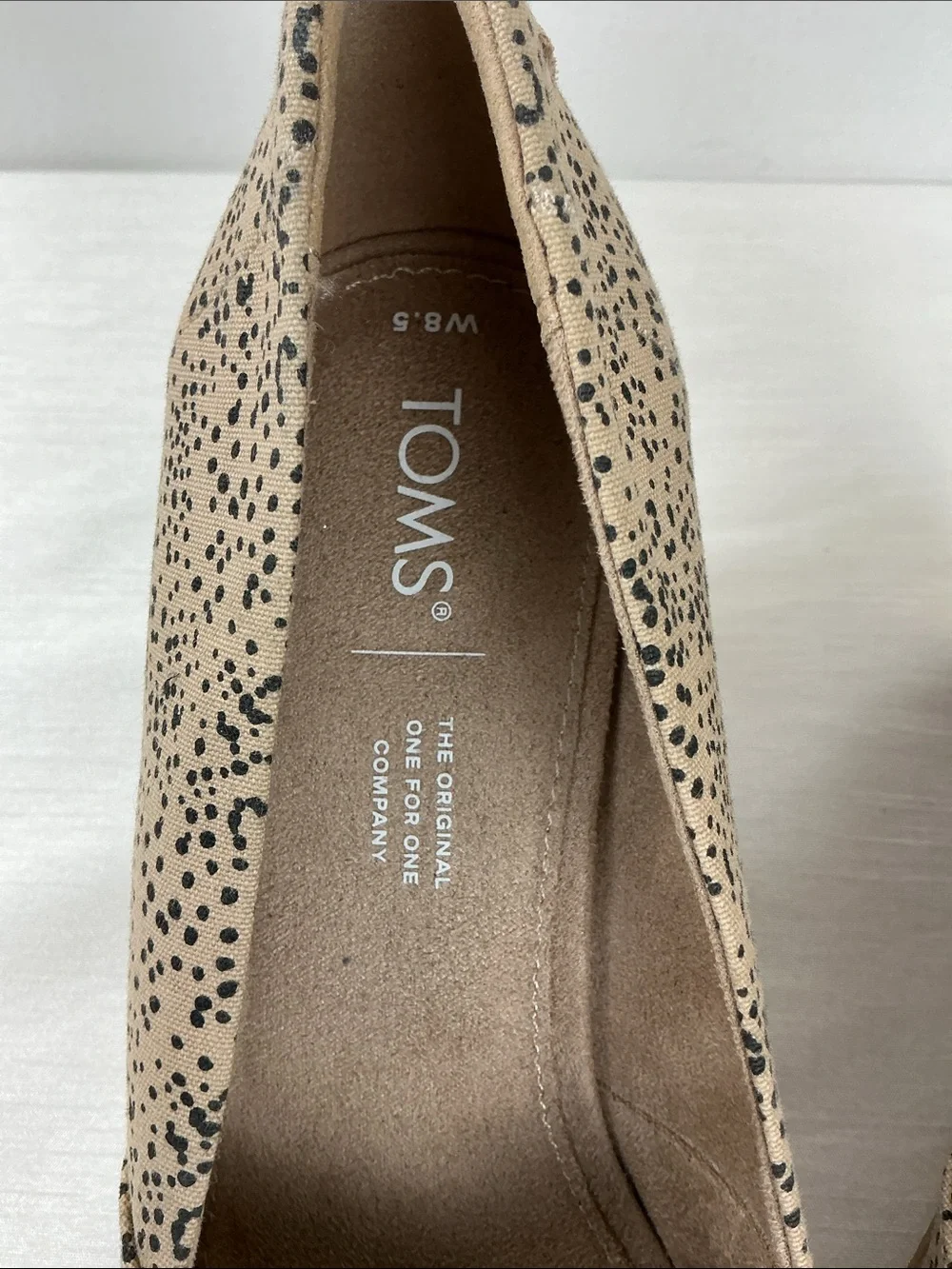 Toms beige canvas